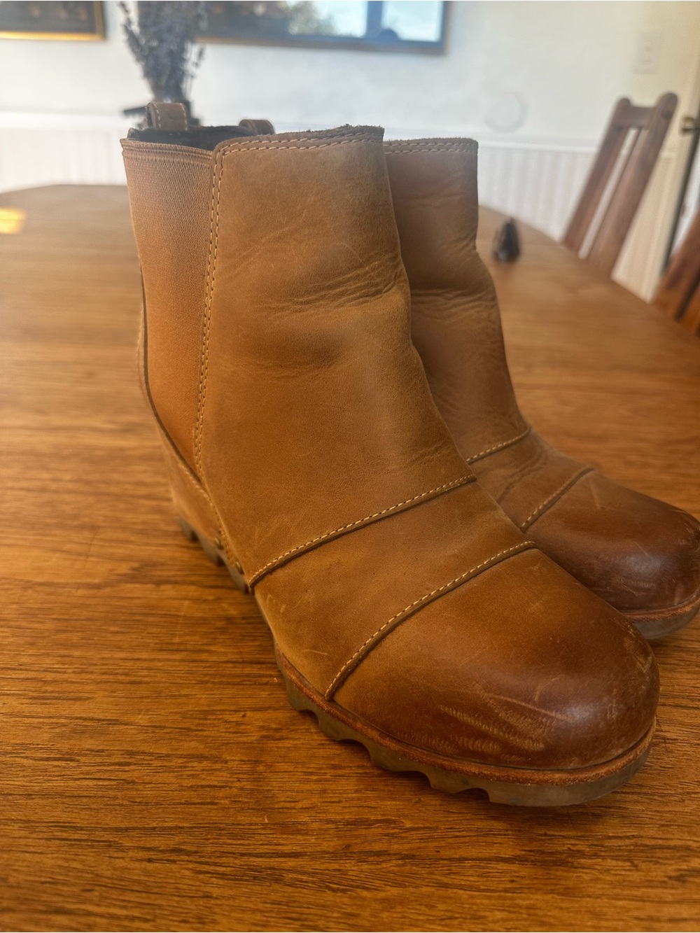 SOREL wedge Leather Ankle Boots size 8